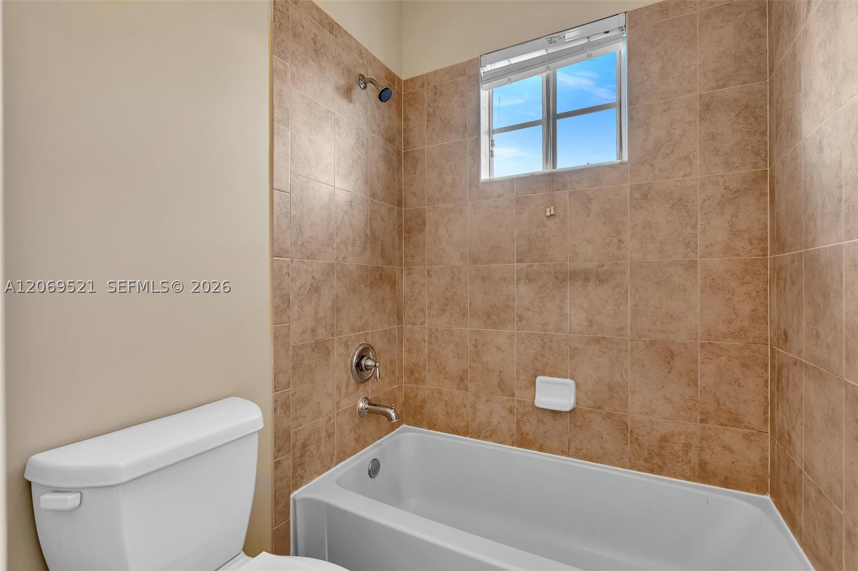 3530 NW 29th Ct, Lauderdale Lakes FL 33311