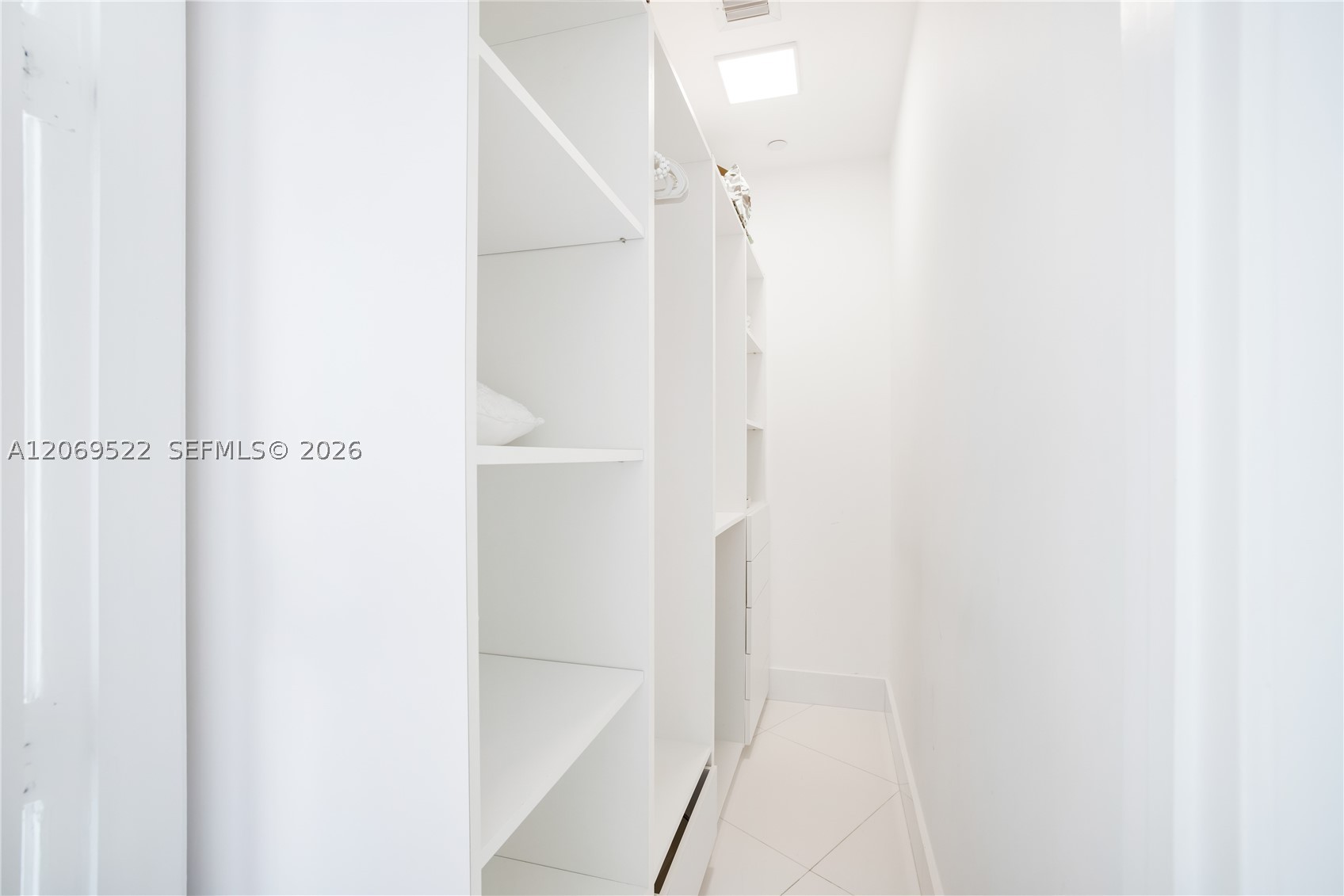 15901 Collins Ave #707, Sunny Isles Beach FL 33160