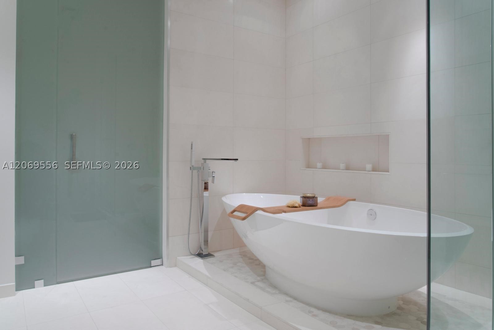 1425 Brickell Ave #58A, Miami FL 33131