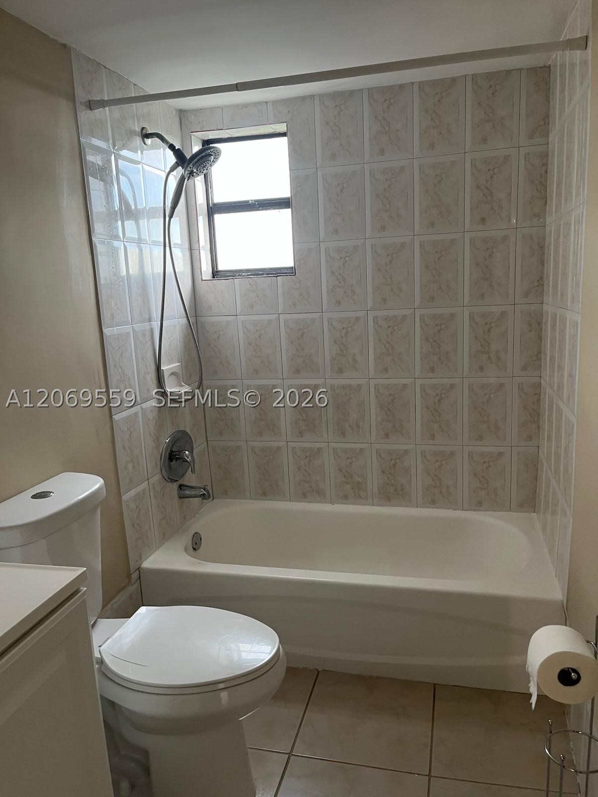 4550 NW 9th St #701E, Miami FL 33126