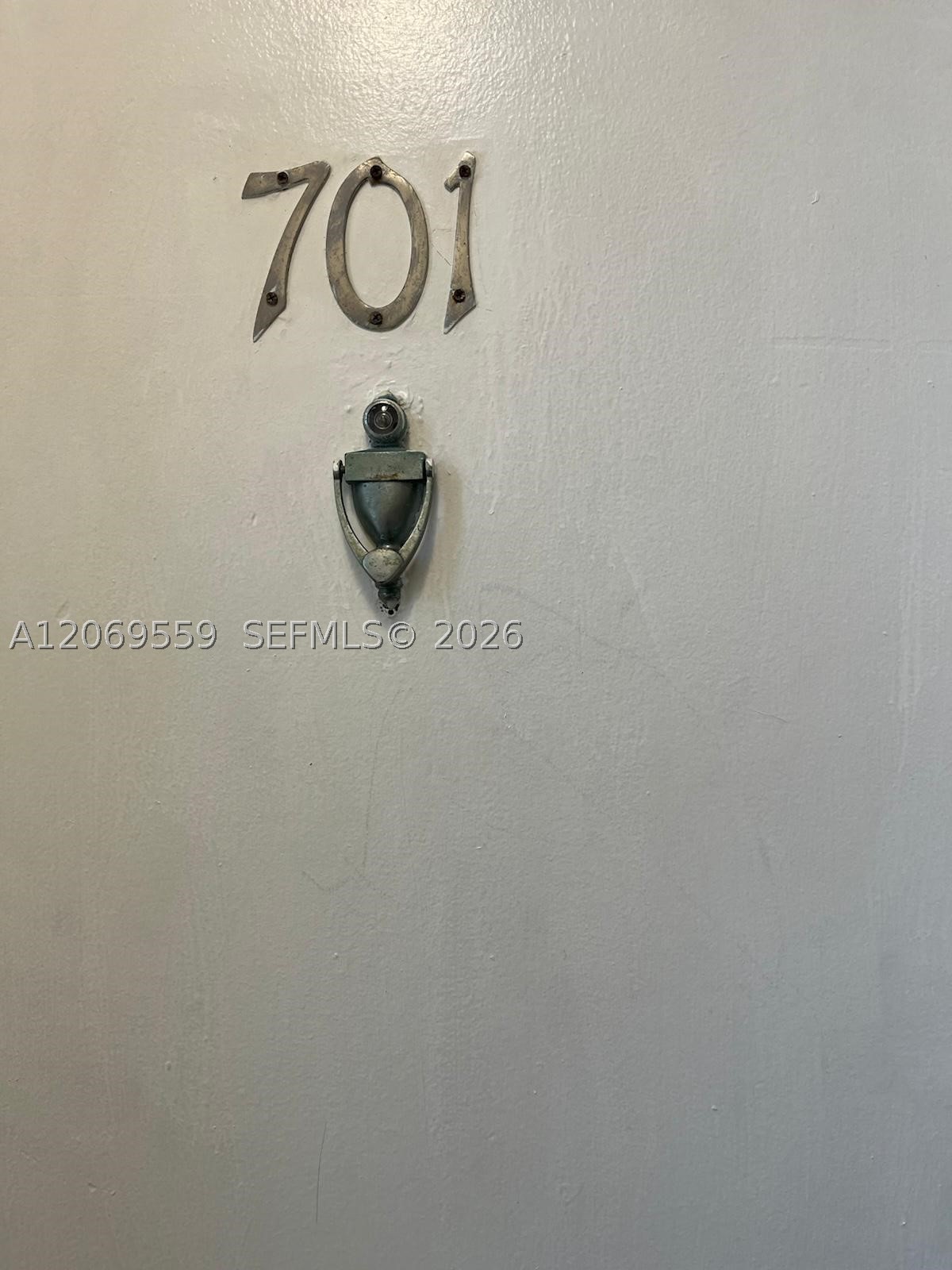 4550 NW 9th St #701E, Miami FL 33126