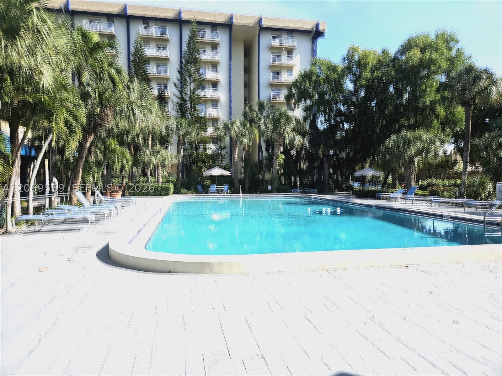 4550 NW 9th St #701E, Miami FL 33126