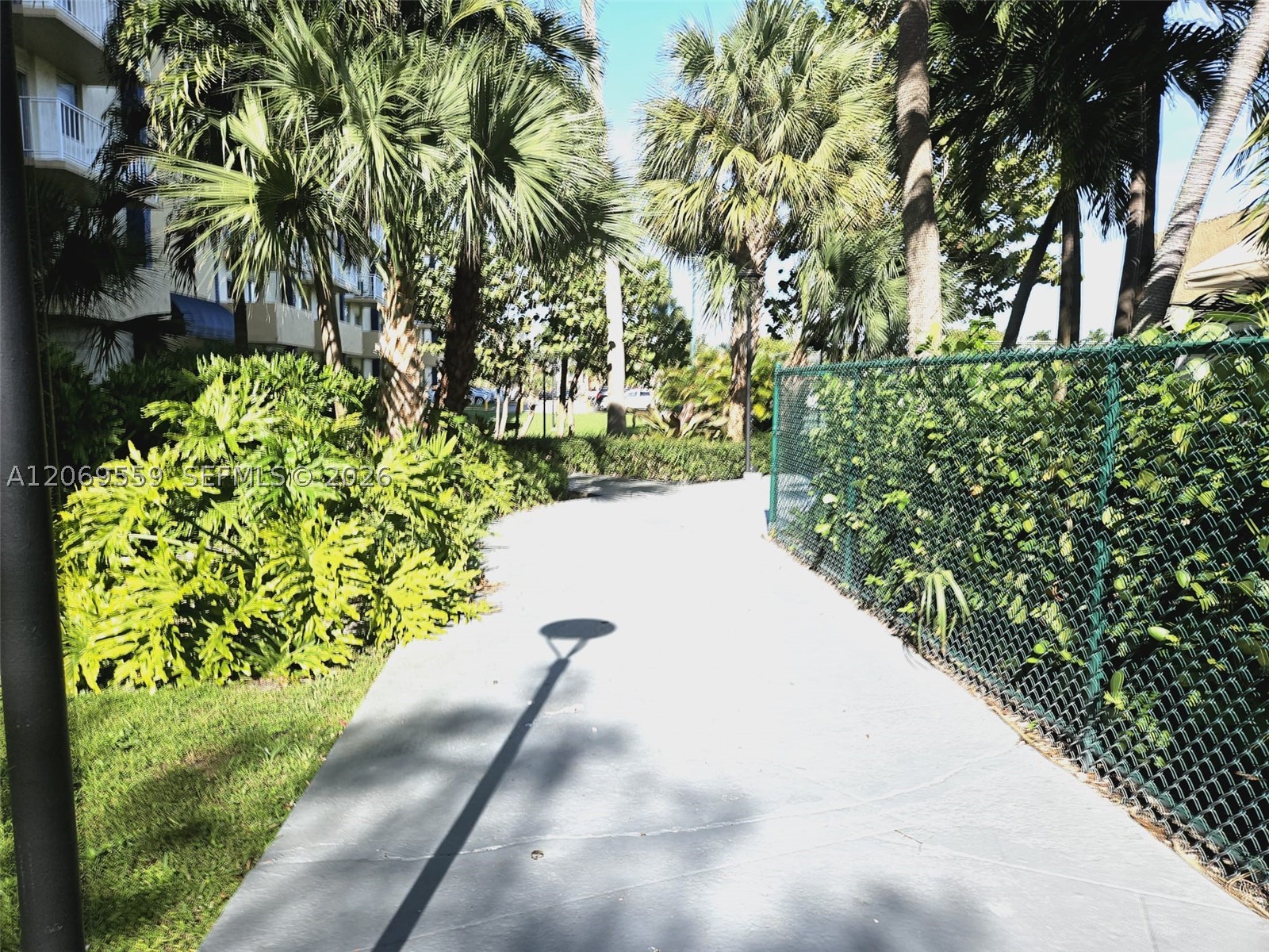 4550 NW 9th St #701E, Miami FL 33126