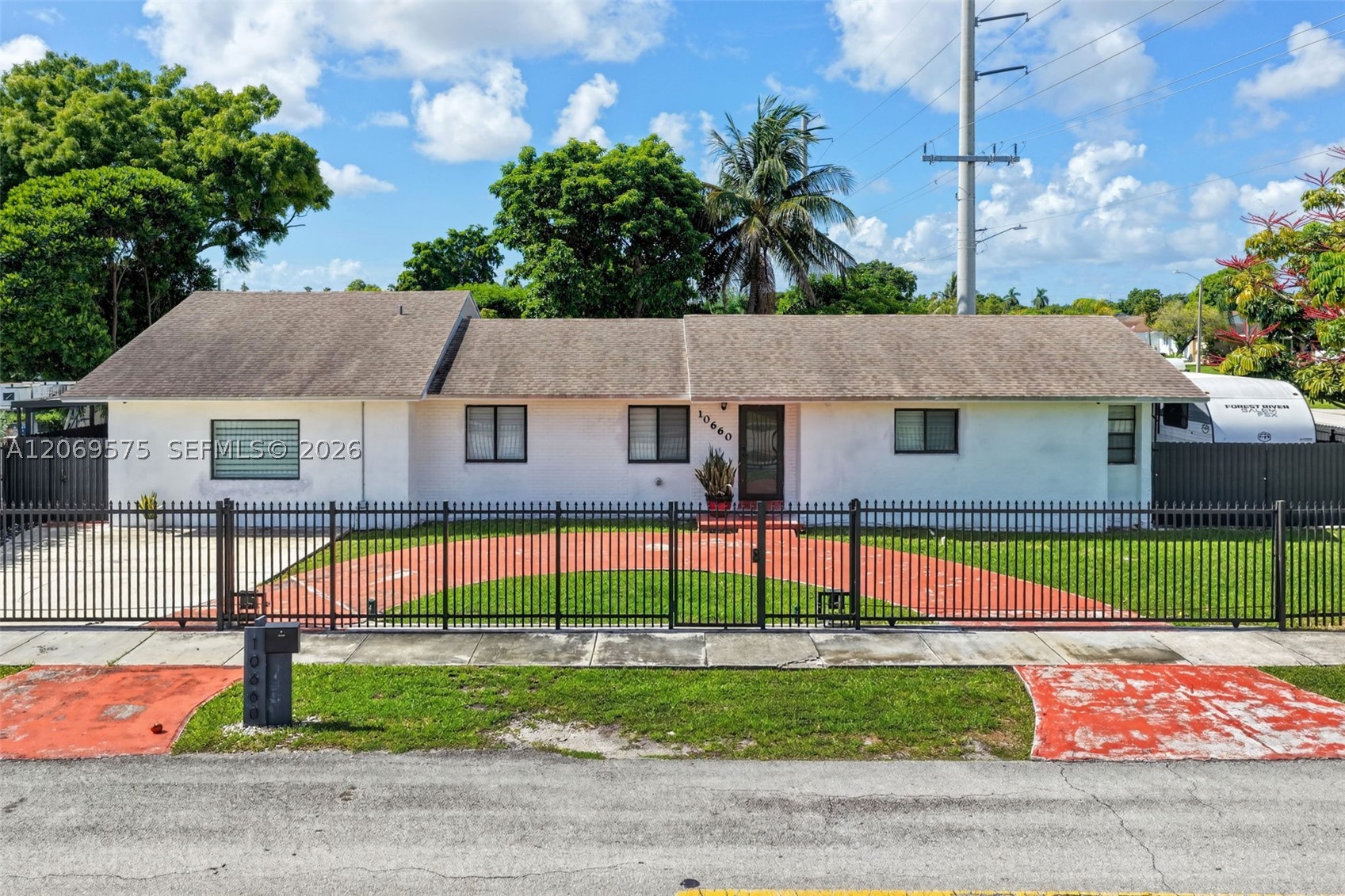 10660 SW 164th St, Miami FL 33157
