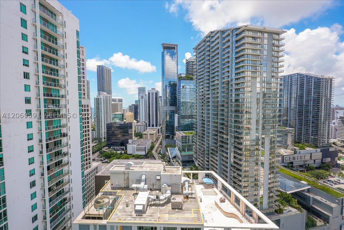 41 SE 5th St #1908, Miami FL 33131