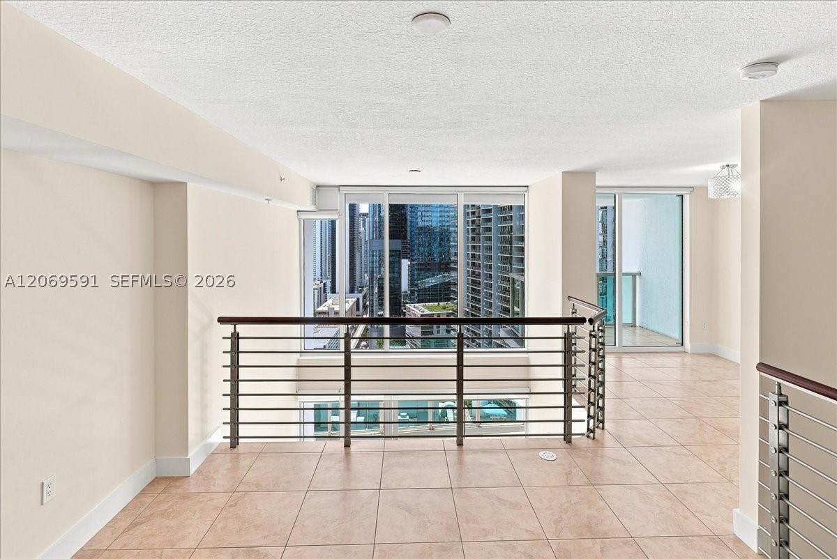 41 SE 5th St #1908, Miami FL 33131
