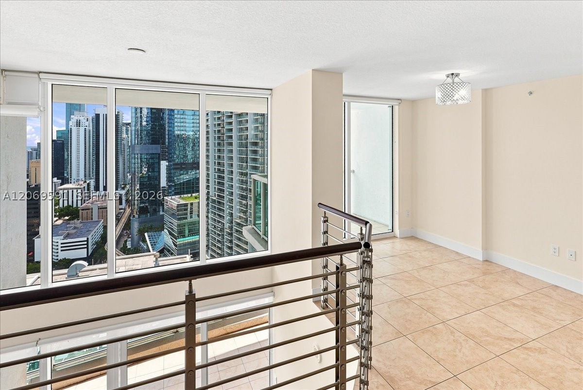 41 SE 5th St #1908, Miami FL 33131