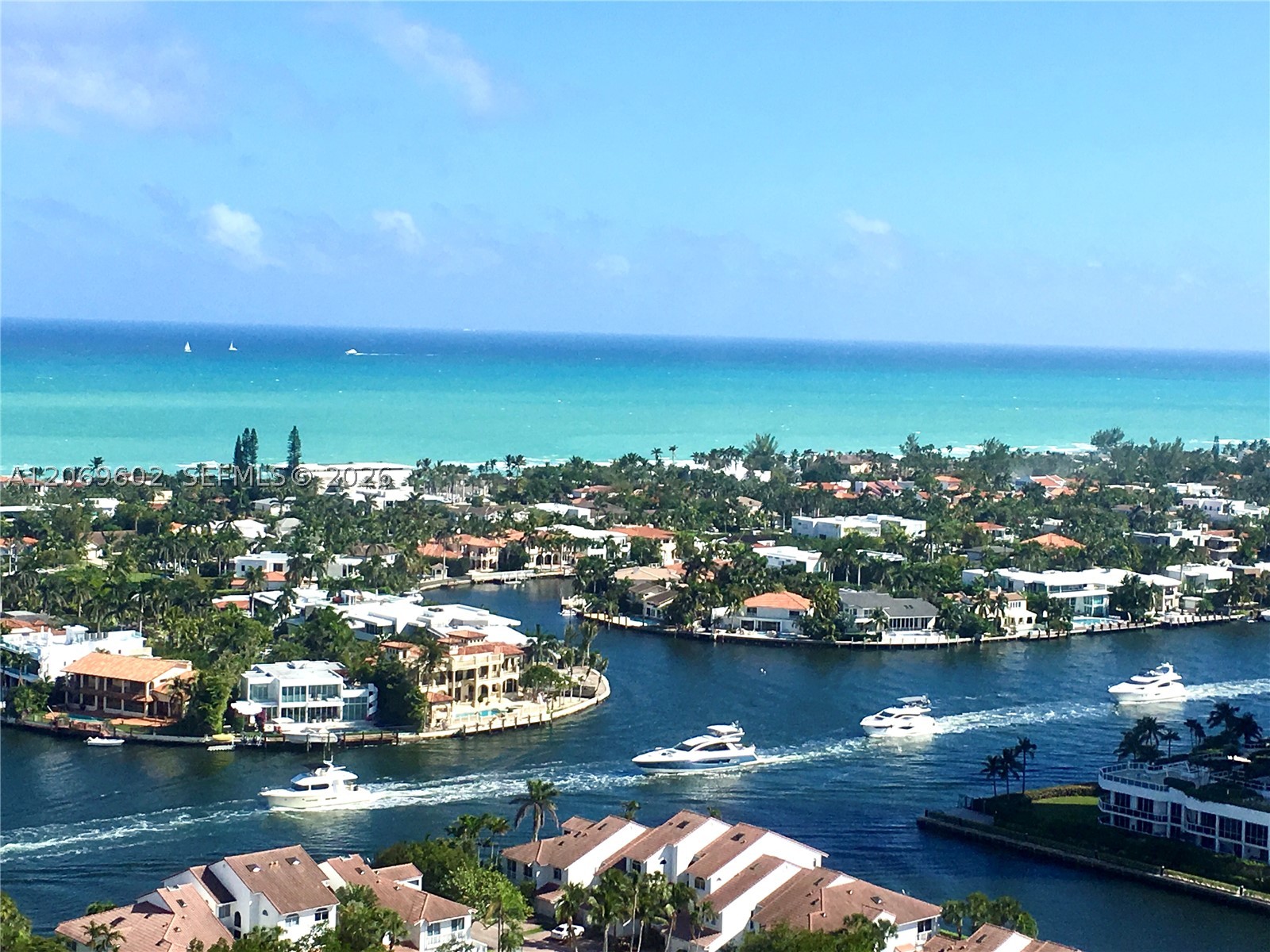21055 Yacht Club Dr #2710, Aventura FL 33180