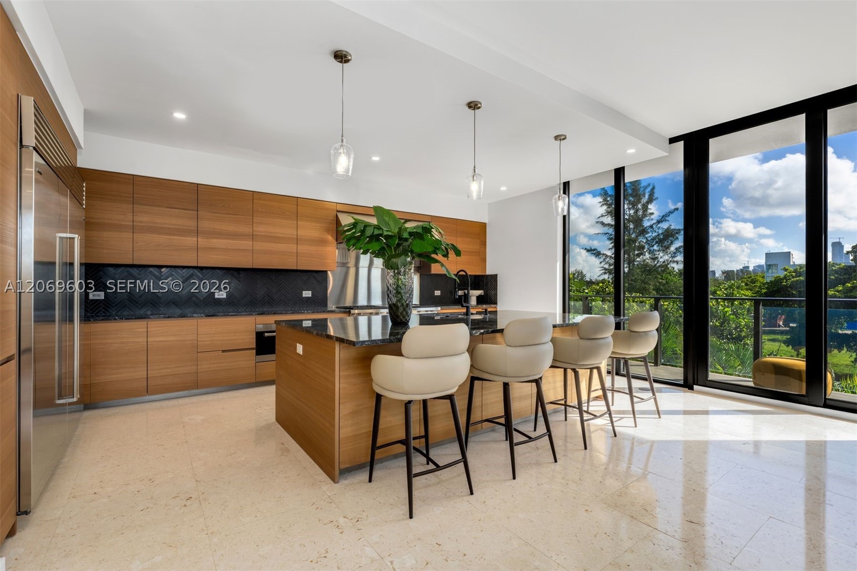 3581 E Glencoe St #302, Miami FL 33133