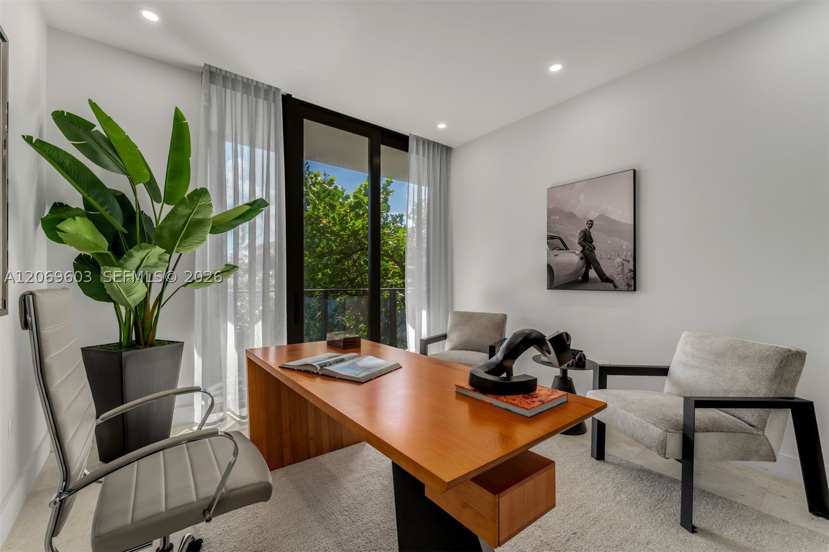 3581 E Glencoe St #302, Miami FL 33133