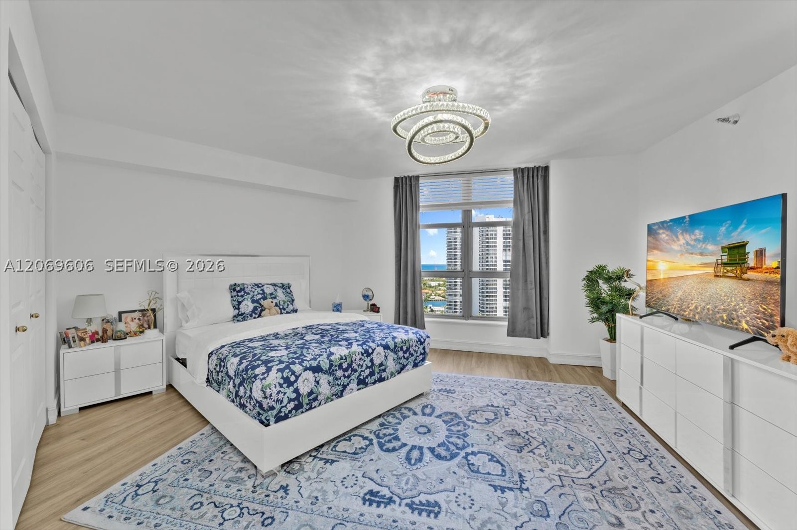 3500 Mystic Pointe Dr #2107, Aventura FL 33180
