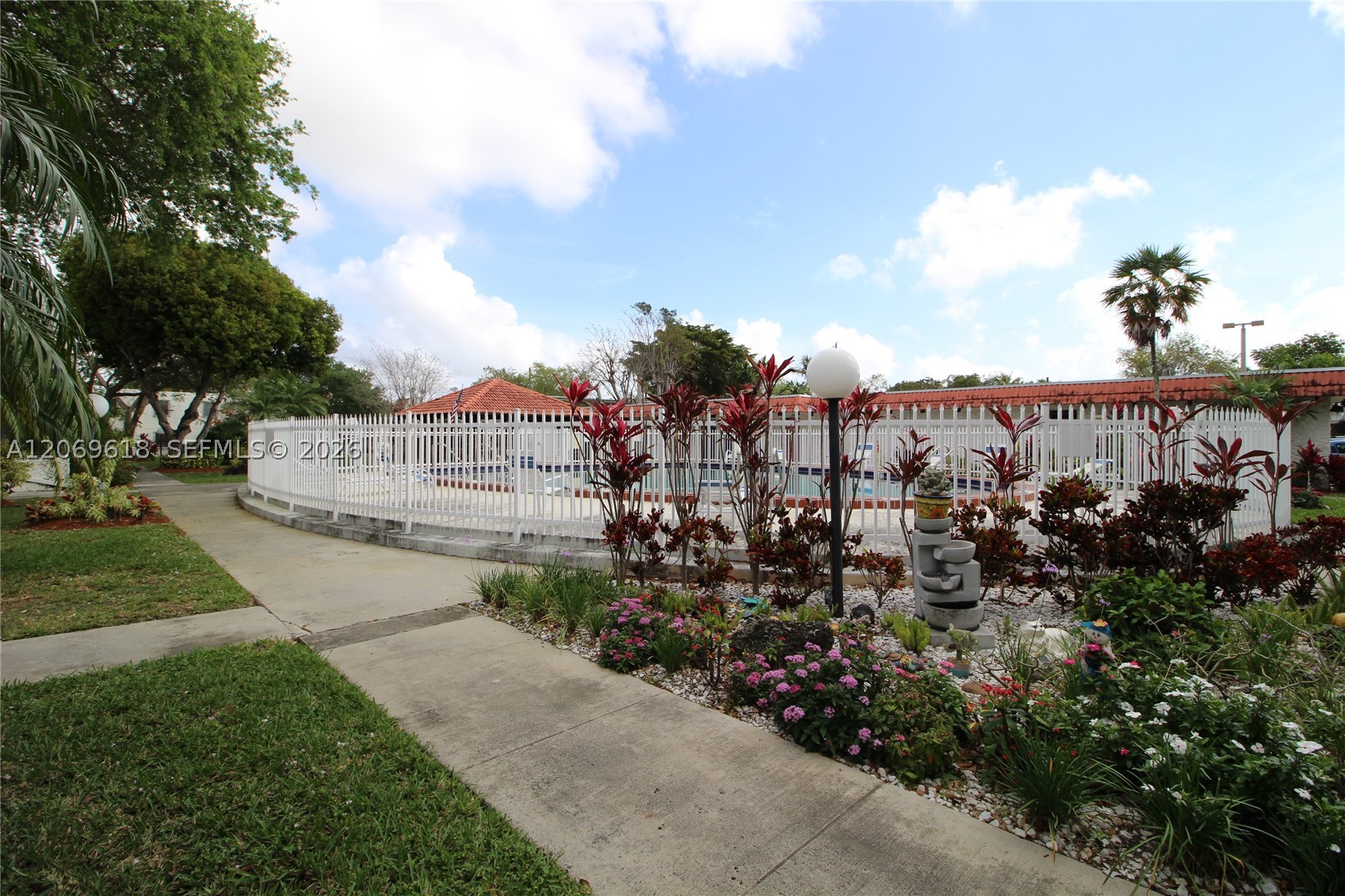8701 SW 141st St #K6, Palmetto Bay FL 33176