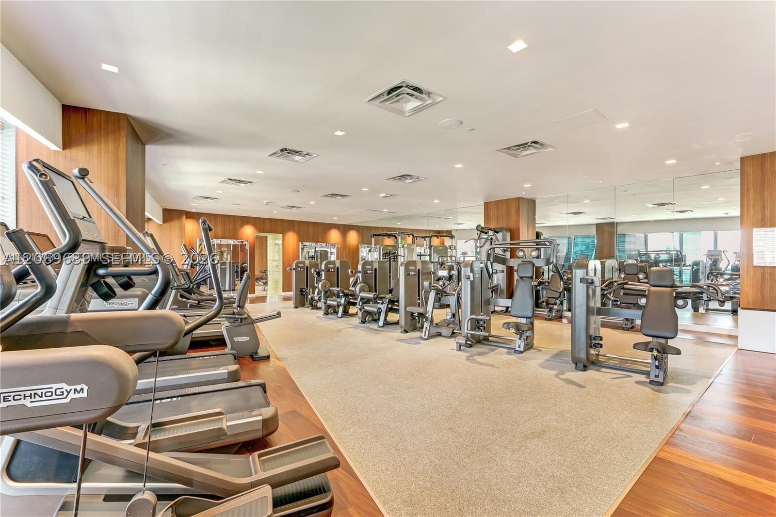 1300 S Miami Ave #1610, Miami FL 33130