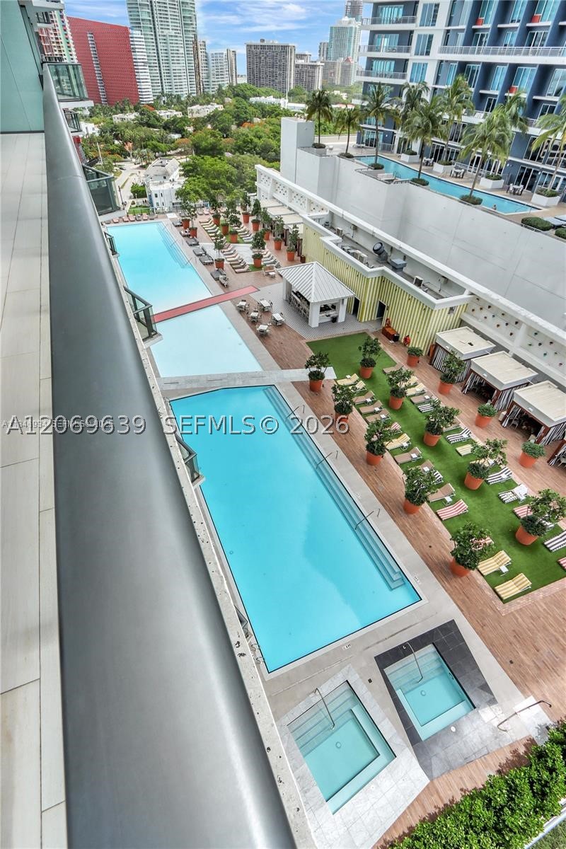 1300 S Miami Ave #1610, Miami FL 33130