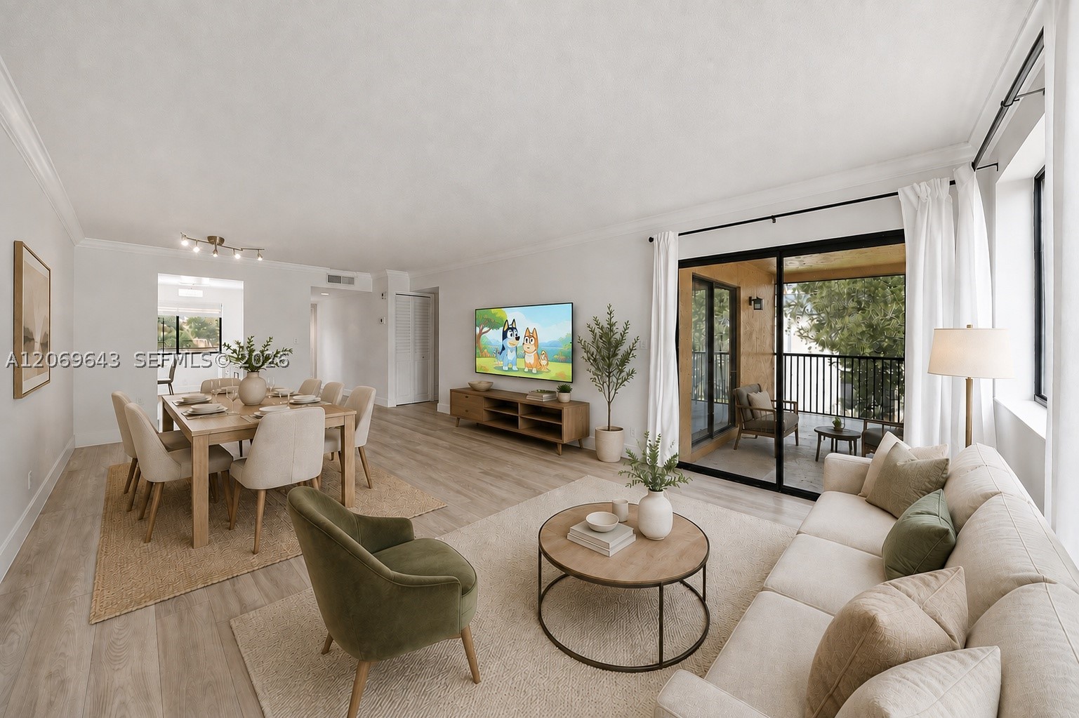185 Lakeview Dr #201, Weston FL 33326