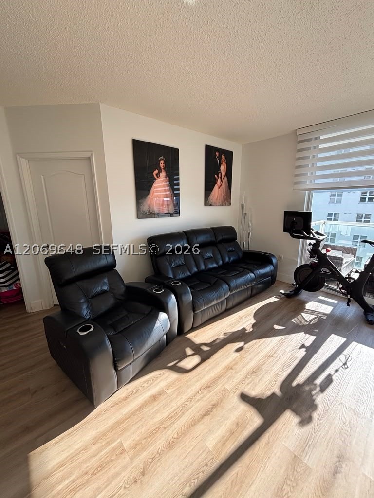 5077 NW 7th St #1508, Miami FL 33126