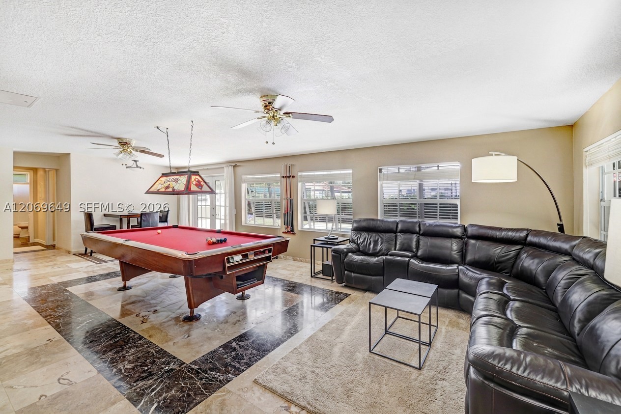 940 NE 117th St, Biscayne Park FL 33161
