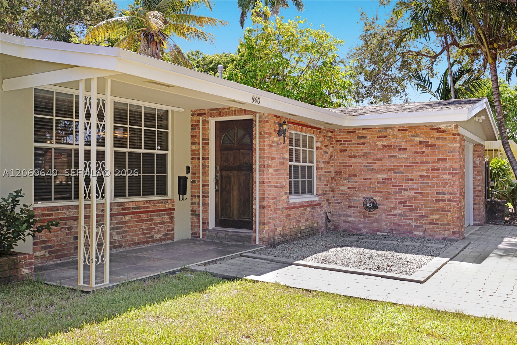 940 NE 117th St, Biscayne Park FL 33161