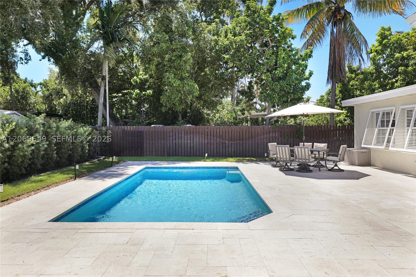 940 NE 117th St, Biscayne Park FL 33161