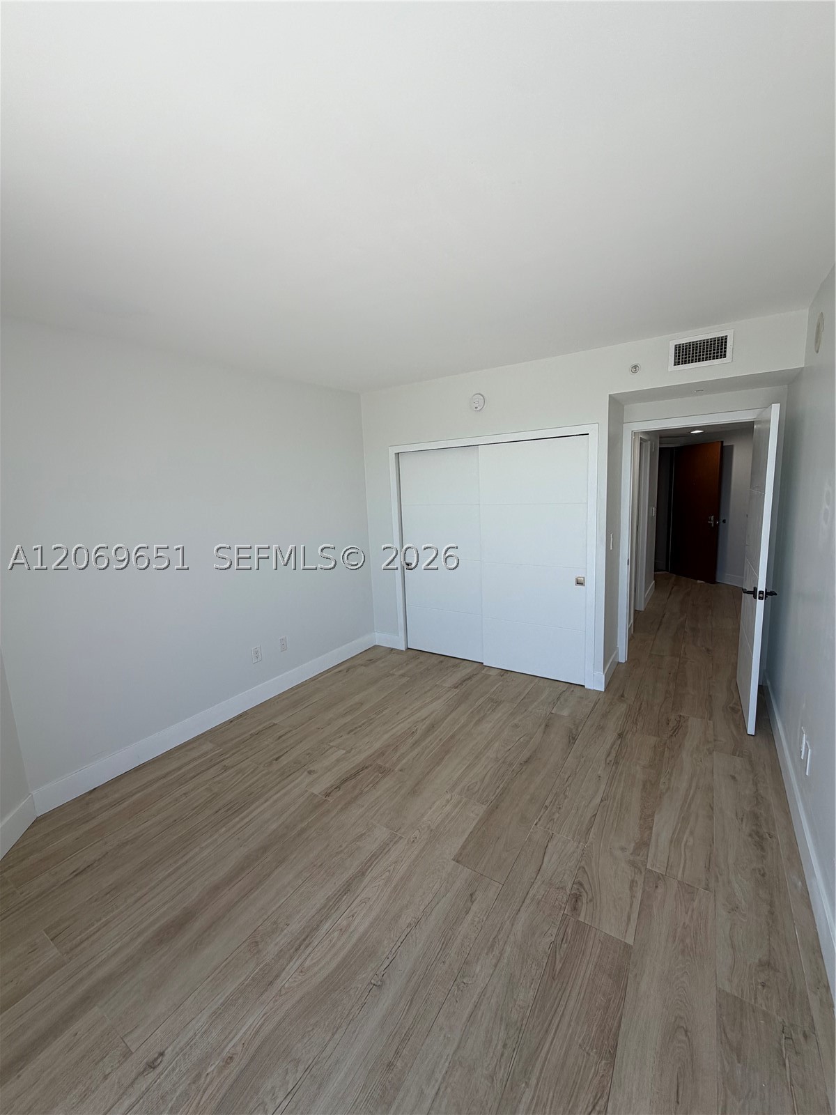 6365 Collins Ave #1407, Miami Beach FL 33141