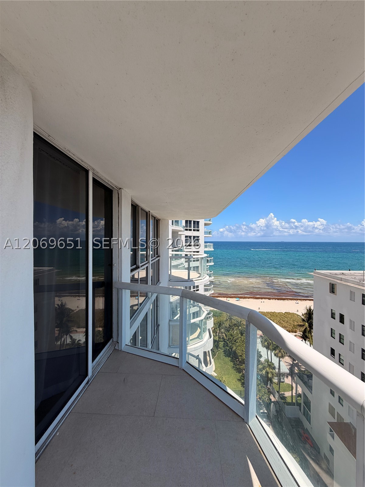 6365 Collins Ave #1407, Miami Beach FL 33141
