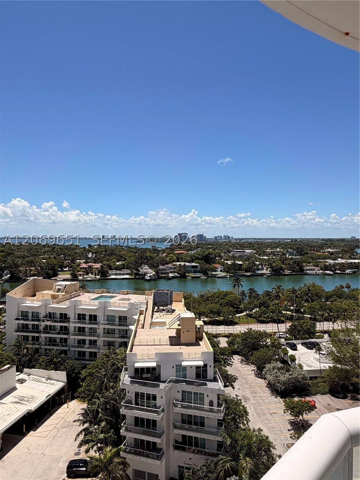 6365 Collins Ave #1407, Miami Beach FL 33141