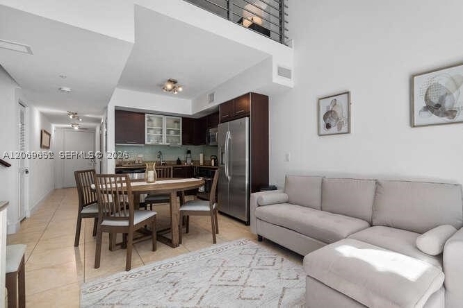 41 SE 5th St #308, Miami FL 33131