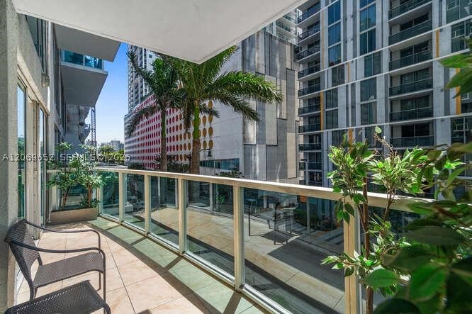 41 SE 5th St #308, Miami FL 33131