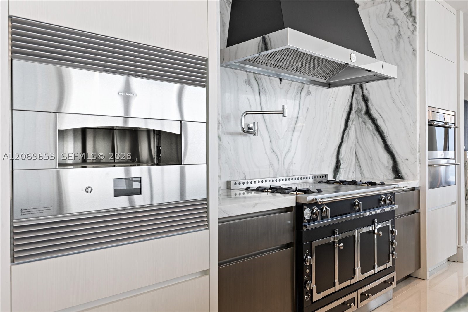 17975 Collins Ave #N2001, Sunny Isles Beach FL 33160