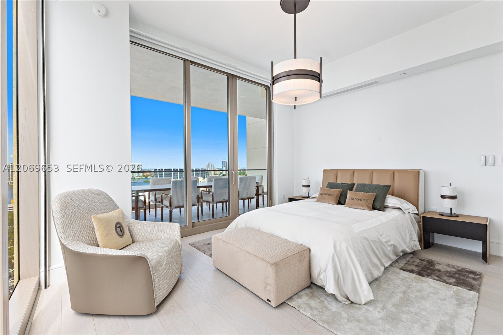 17975 Collins Ave #N2001, Sunny Isles Beach FL 33160