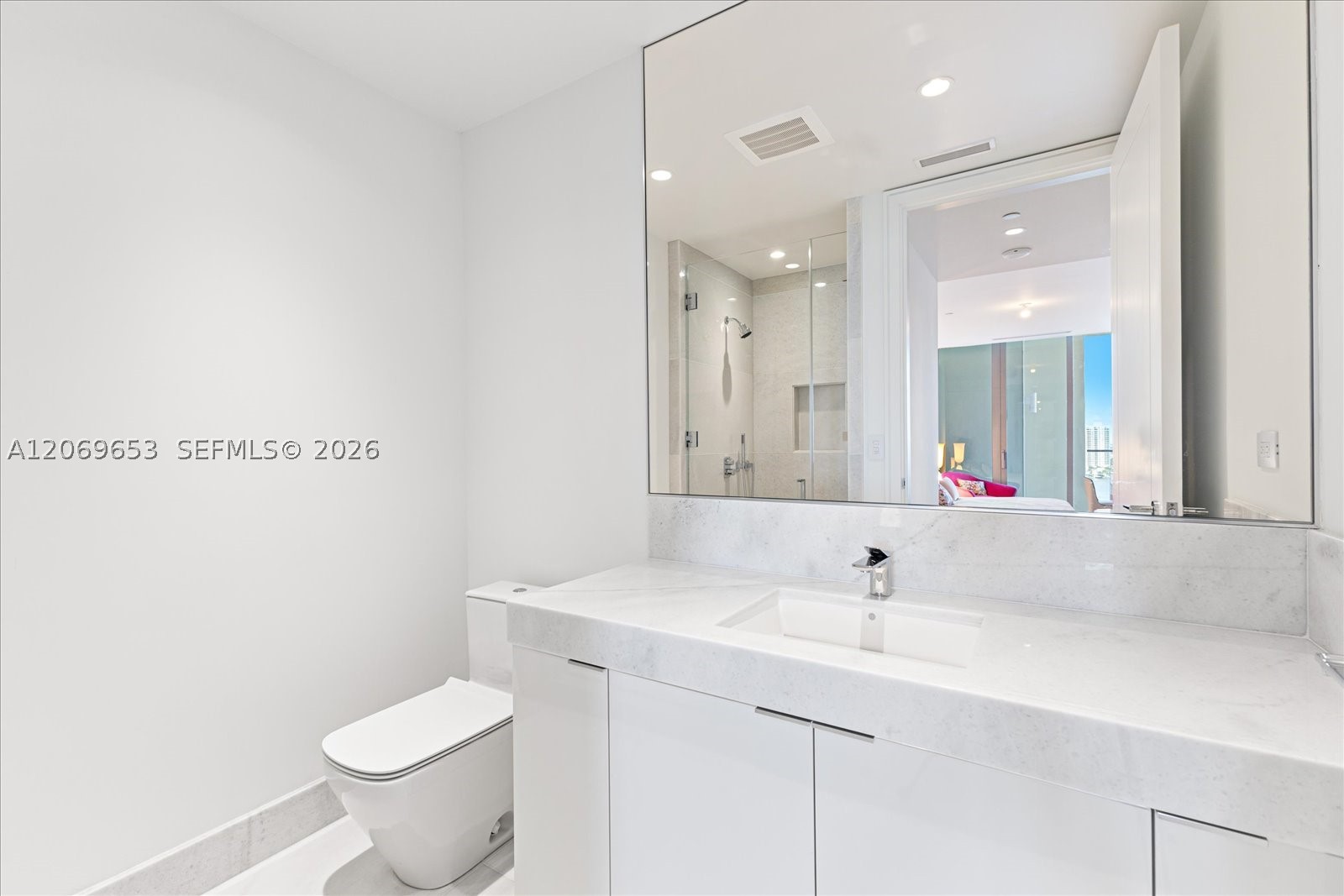 17975 Collins Ave #N2001, Sunny Isles Beach FL 33160