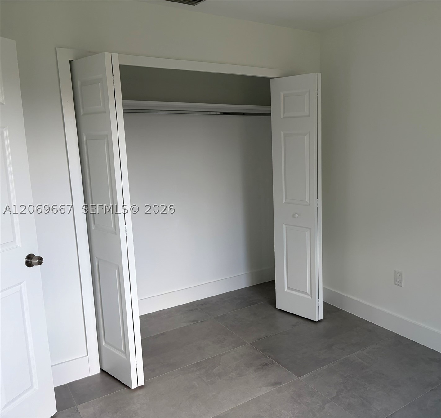 2420 NW 154th St #., Miami Gardens FL 33054