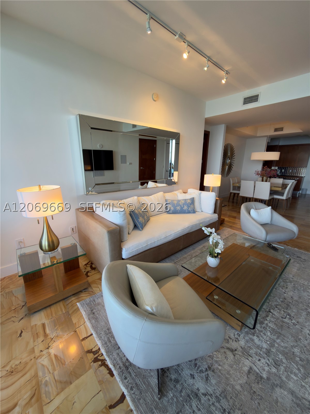 18101 Collins Ave #1807, Sunny Isles Beach FL 33160