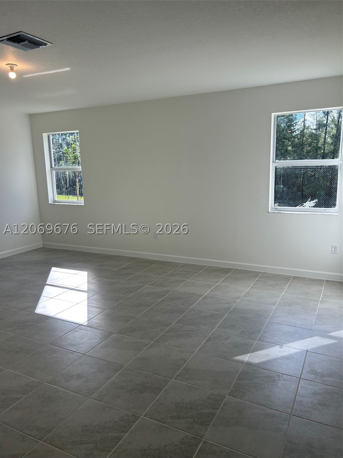 2342 SE 30th St, Homestead FL 33035