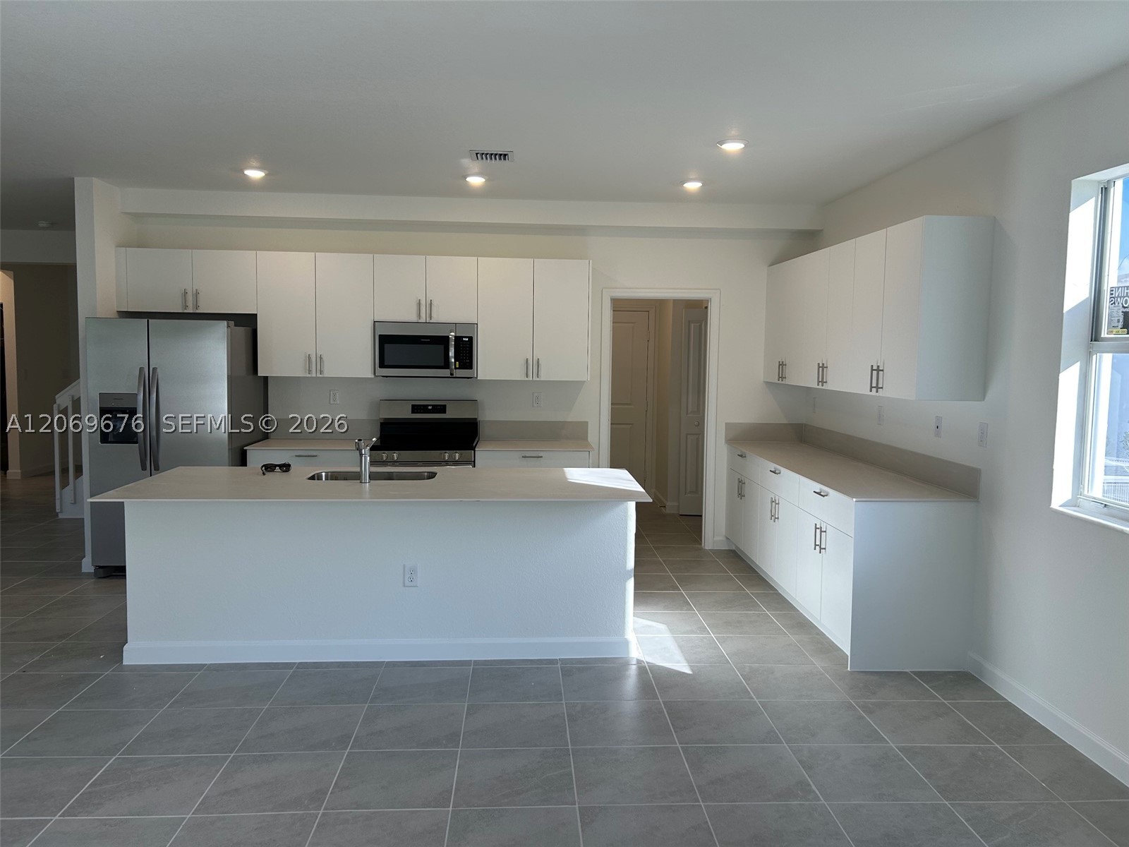 2342 SE 30th St, Homestead FL 33035
