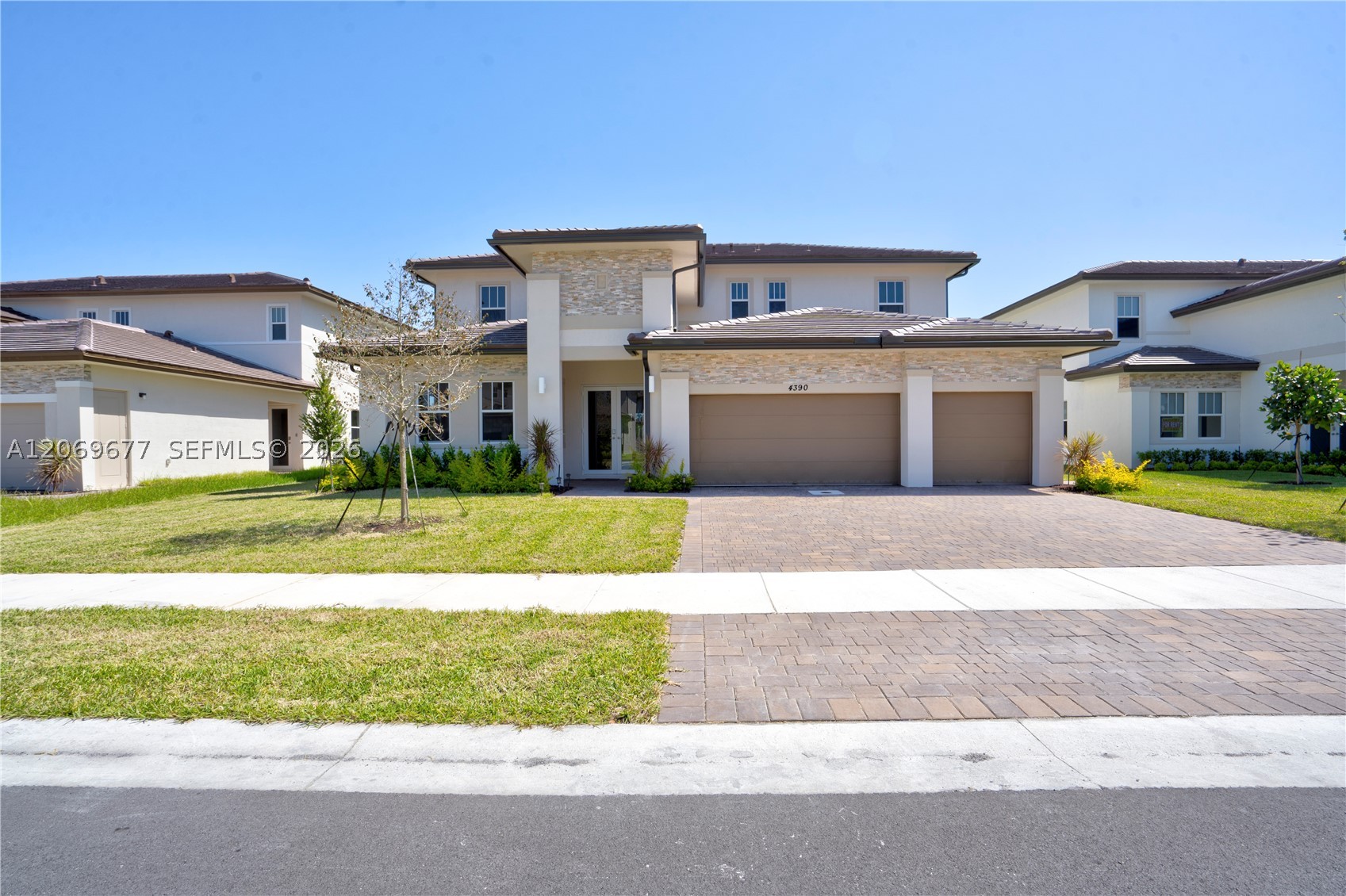 4390 SW 122nd Ter, Davie FL 33330