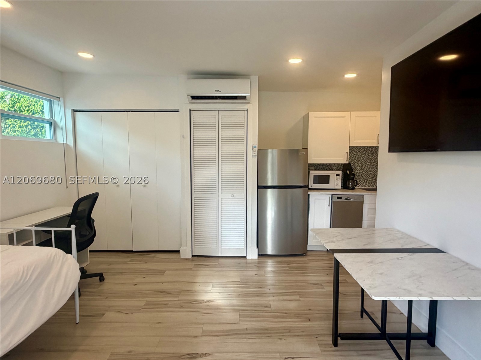 1125 Almeria Ave #Cottage, Coral Gables FL 33134