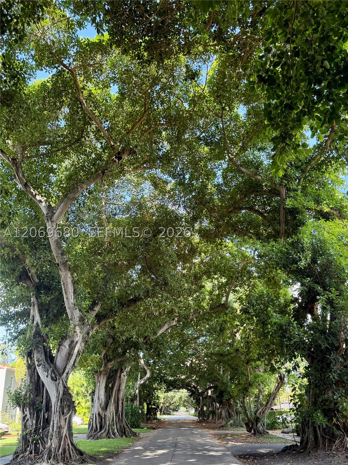 1125 Almeria Ave #Cottage, Coral Gables FL 33134