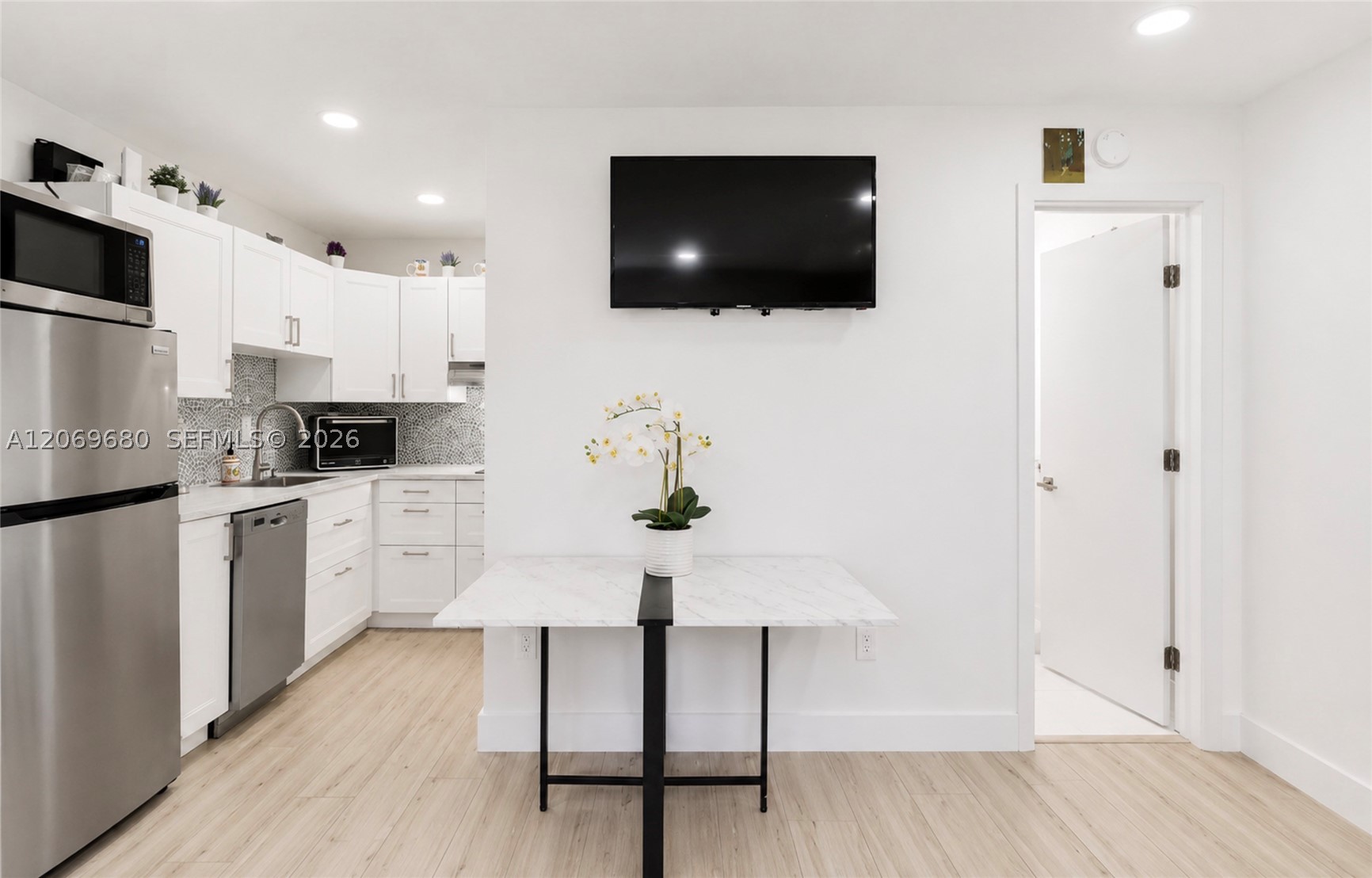 1125 Almeria Ave #Cottage, Coral Gables FL 33134