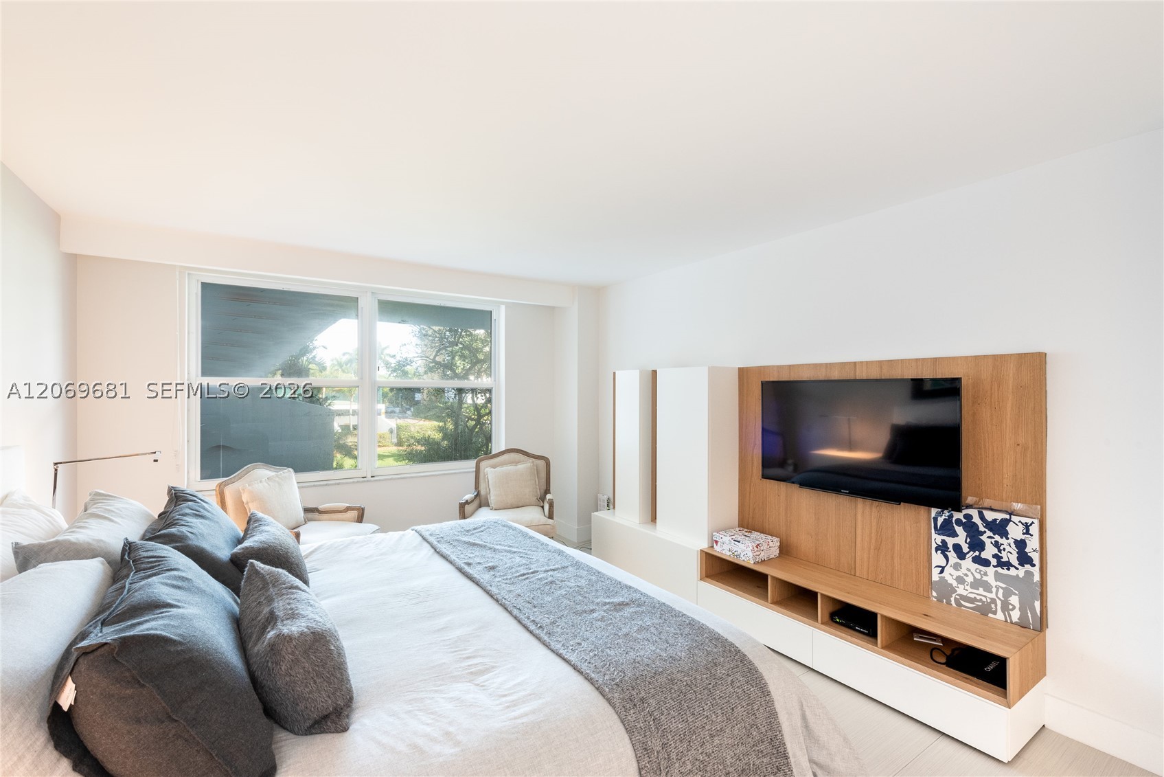 199 Ocean Lane Dr #206, Key Biscayne FL 33149