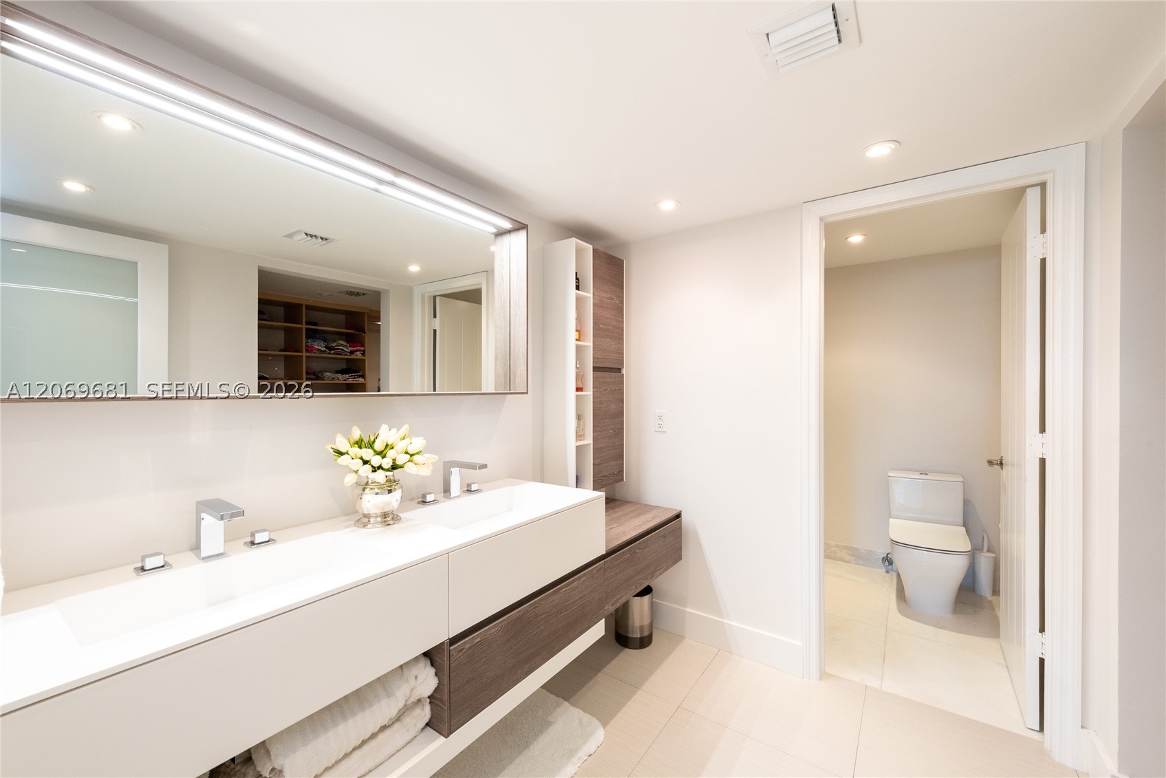 199 Ocean Lane Dr #206, Key Biscayne FL 33149