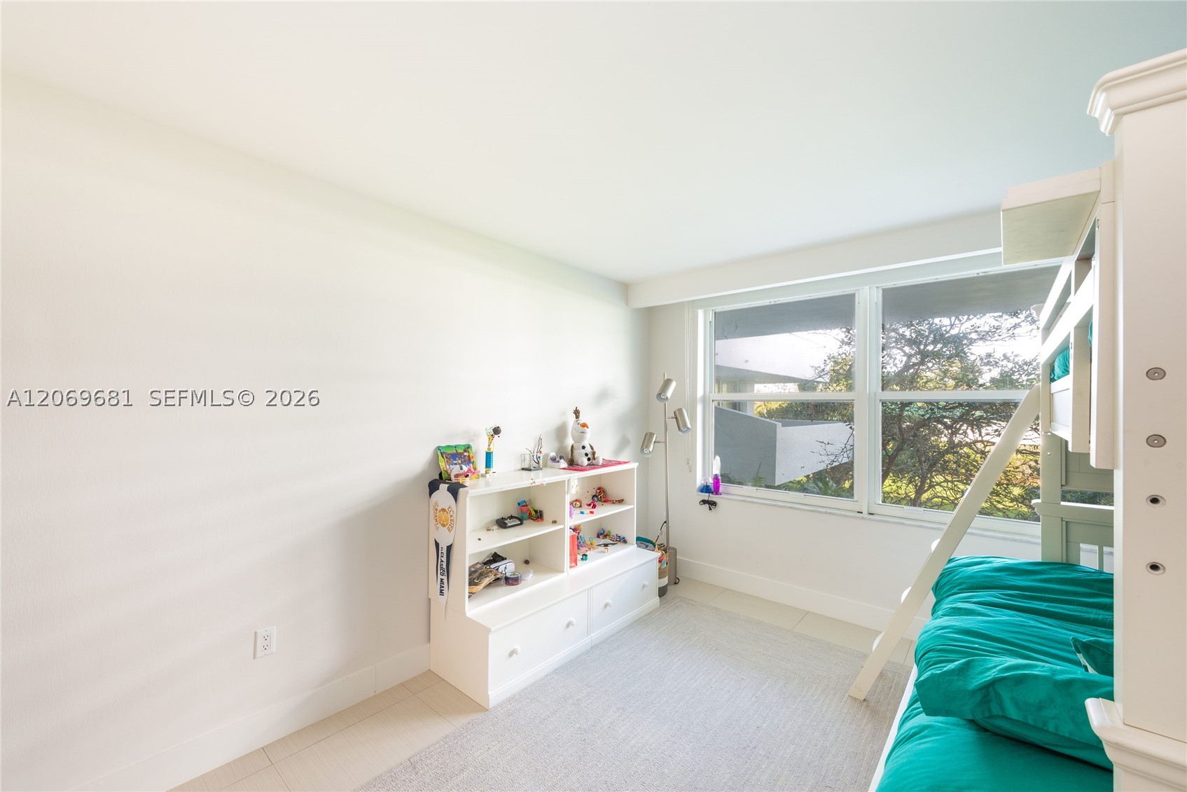 199 Ocean Lane Dr #206, Key Biscayne FL 33149