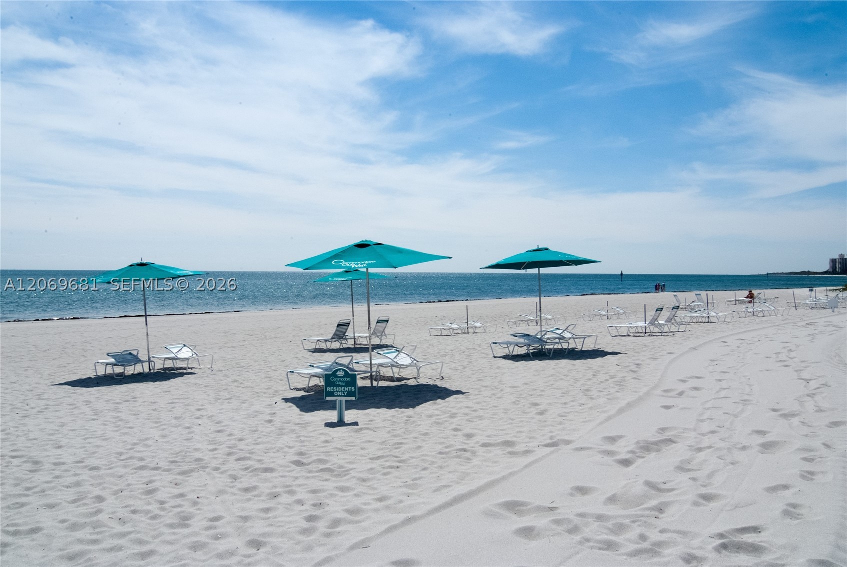 199 Ocean Lane Dr #206, Key Biscayne FL 33149