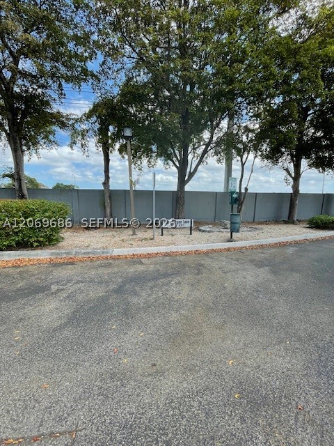 6364 Milk Wagon Ln #6364, Miami Lakes FL 33014