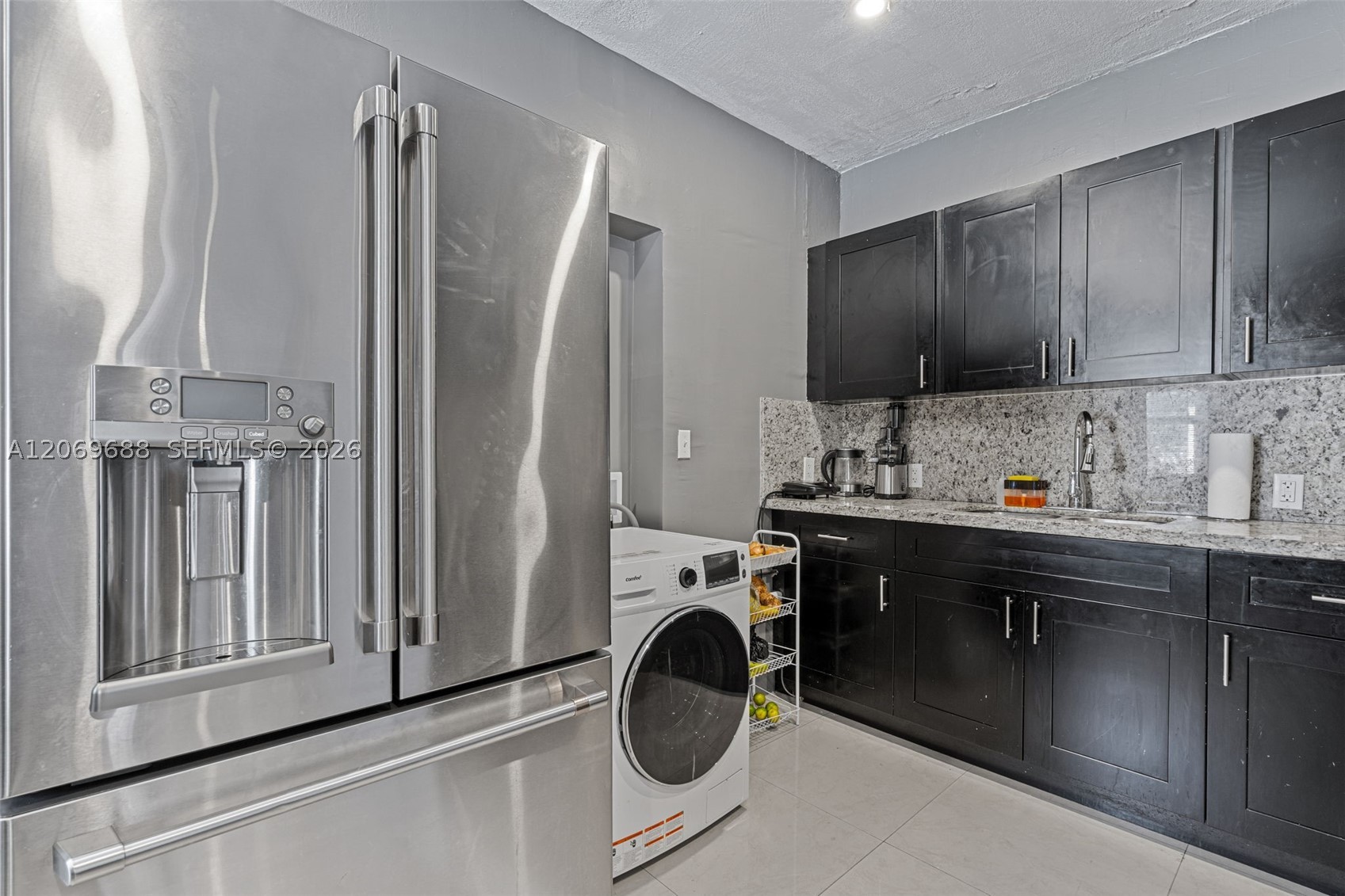 1780 NW 49th St, Miami FL 33142