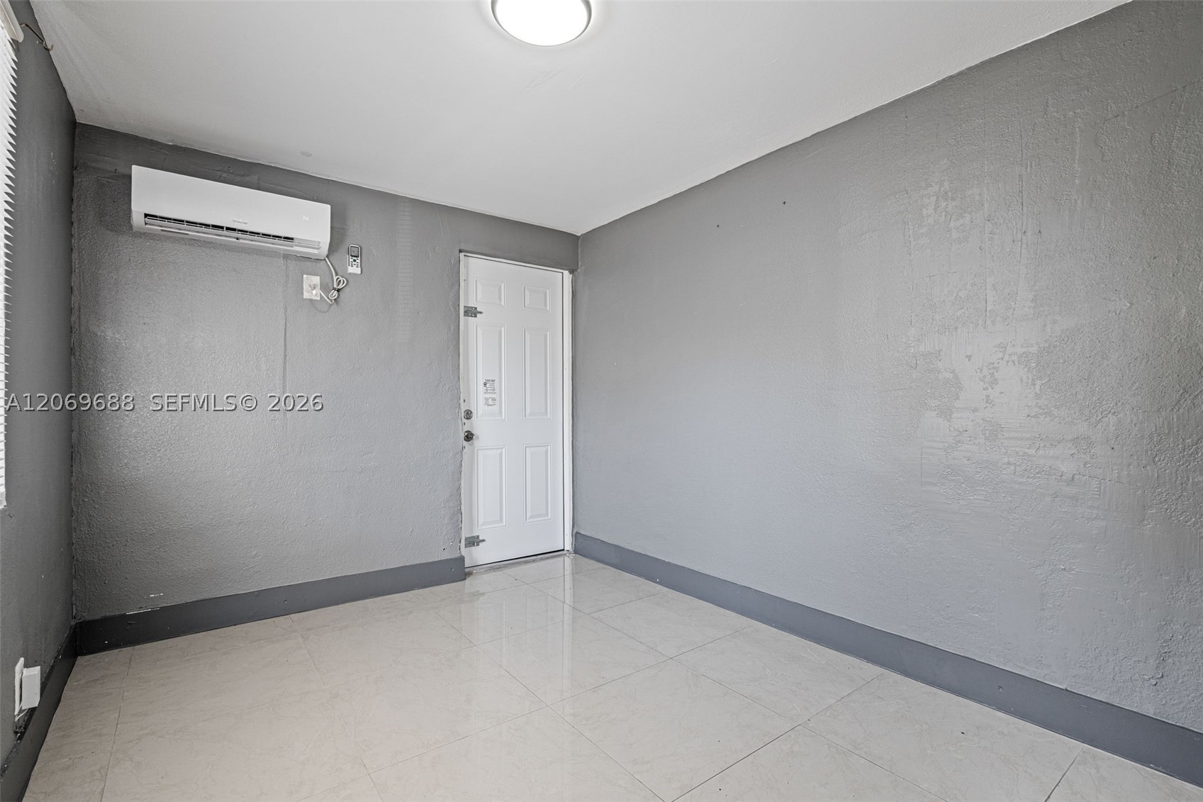 1780 NW 49th St, Miami FL 33142