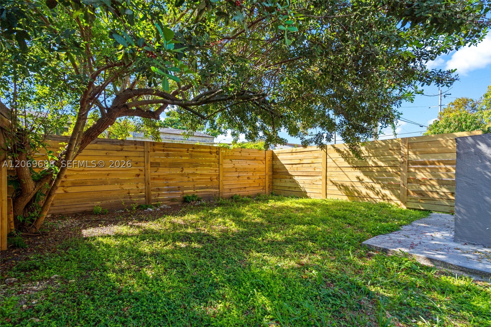 1780 NW 49th St, Miami FL 33142