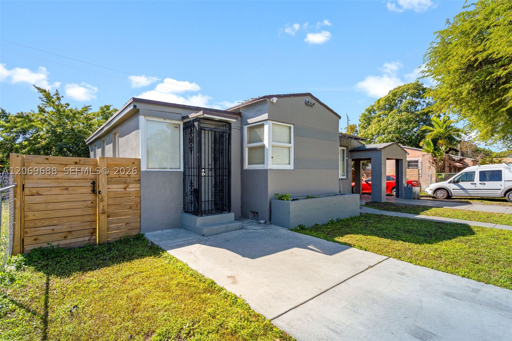 1780 NW 49th St, Miami FL 33142