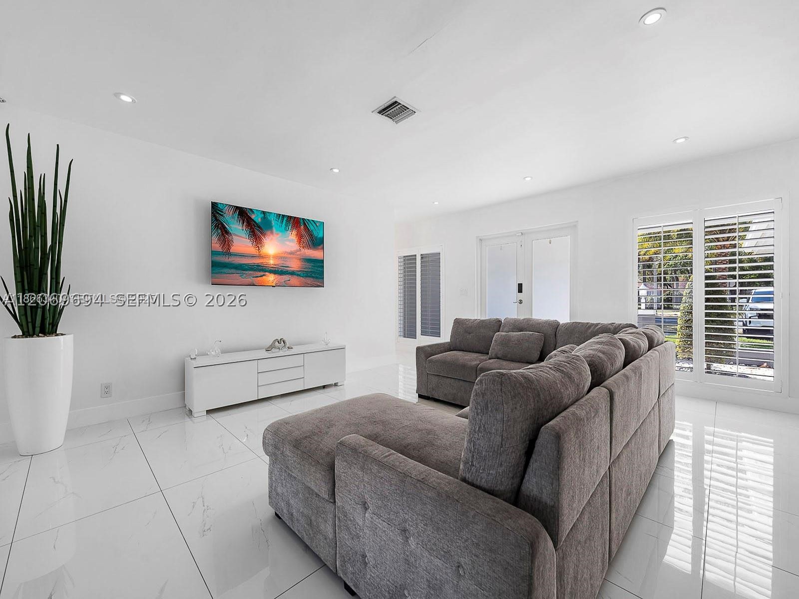 6951 S Miami Lakeway S #0, Miami Lakes FL 33014