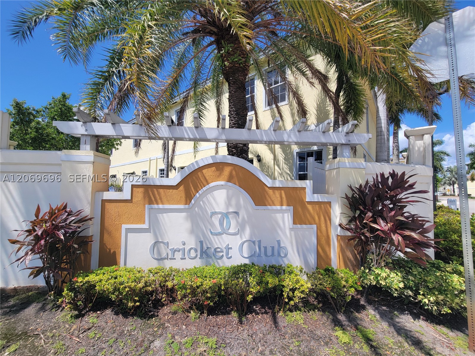 1107 NW 40th Ter #1107, Lauderhill FL 33313
